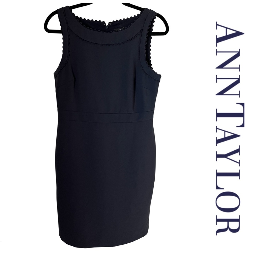 ANN TAYLOR Lined Navy Blue Sleeveless Dress Size 8 LIKE NEW